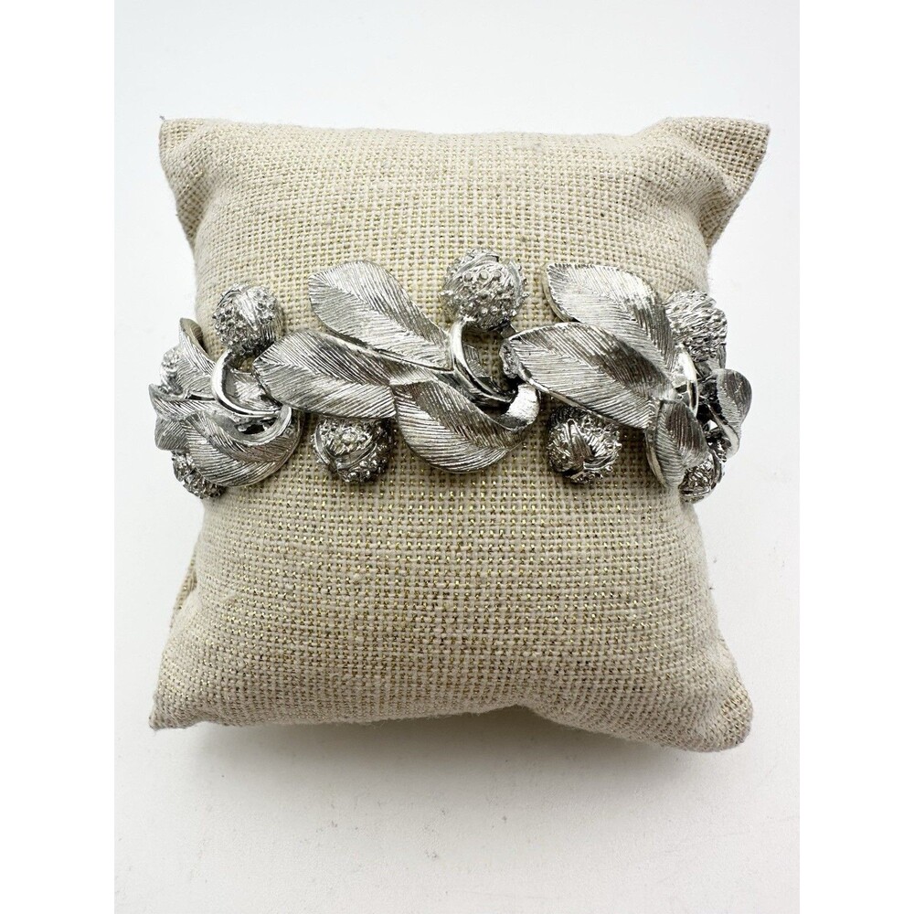 Vintage Lisner Floral Leaf Vine Bracelet 7” Silver Tone